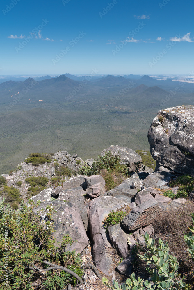 Obraz premium Panoramic view over the hills of the Stirling Range National Park close to Mount Barker, Western Australia