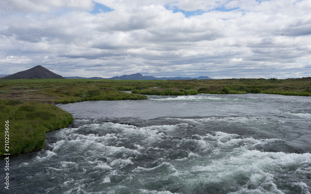 Fluss-Landschaft im Gebiet um den Mývatn-See / Nord-Island Fluss-Landschaft im Gebiet um den Mývatn-See / Nord-Island