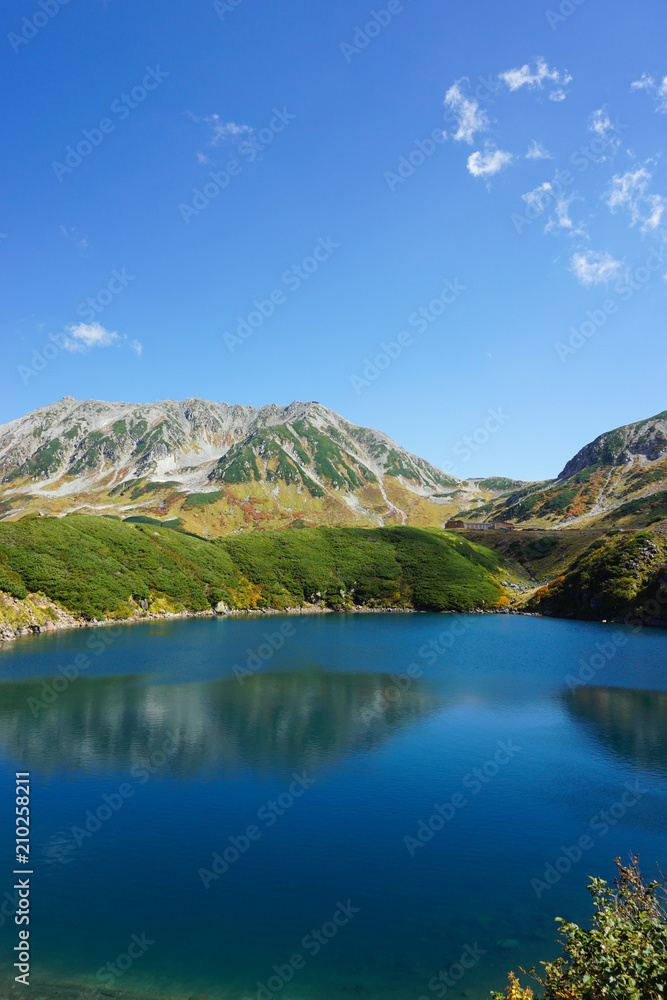 Tateyama mountain peak and Mikurigakei pond.  立山連峰とみくりが池　日本三大霊山　富山県立山町　　
