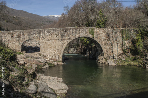 Roman bridge in the Comarca de la Vera, Caceres, Extremadura © Felix Herencias