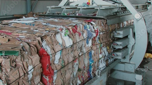 Recycling of garbage Cardboard paper production