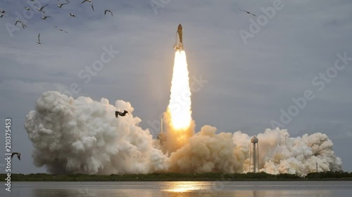 4K NASA Cinemagraph Collection - Shuttle Launch. Seamless loop. photo