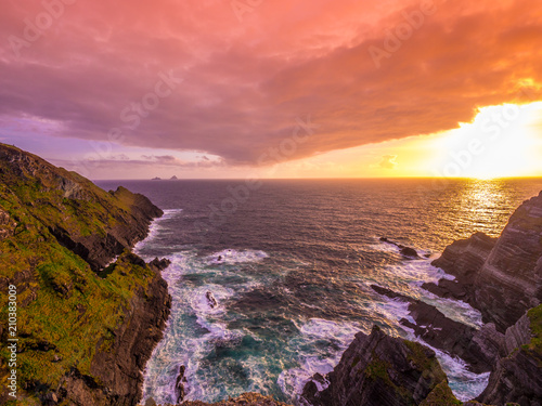 The Kerry Cliffs in Ireland - amazing sunset view