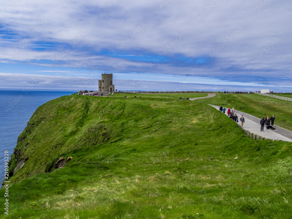 Awesome nature and landscape at the Cliffs of Moher in Ireland