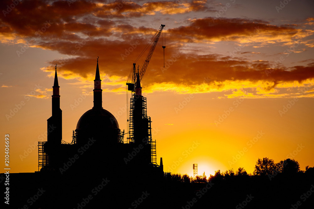 Picture of a Mosque under construction in Nijnevartovsk, Russia.