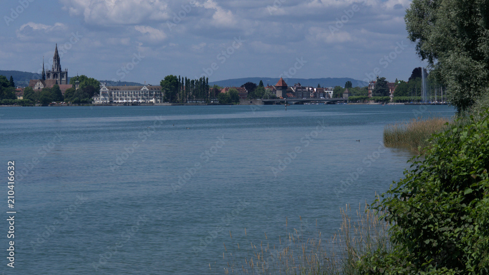 Fototapeta premium Blick auf Konstanz am Bodensee