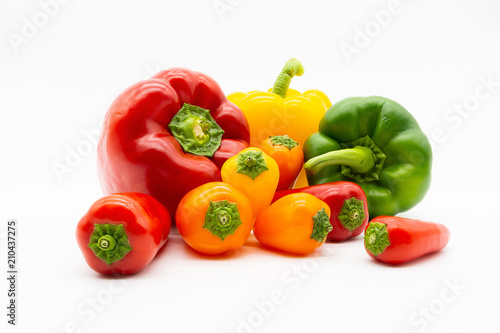 Fototapeta Naklejka Na Ścianę i Meble -  big and small peppers