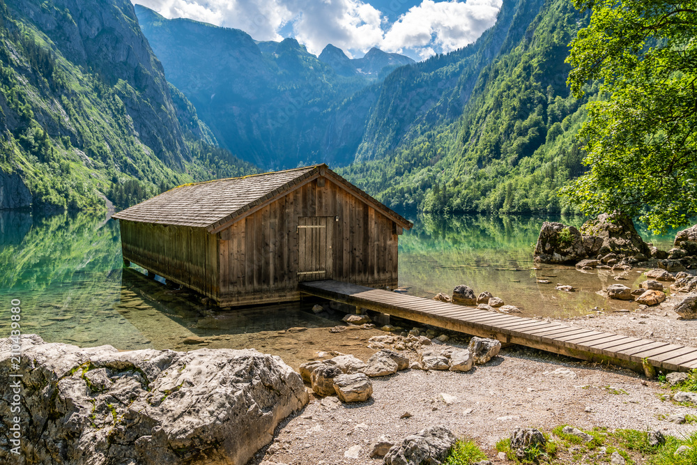 Bootshaus am Obersee beim Königssee in Berchtesgaden Bootshaus am Obersee beim Königssee in Berchtesgaden