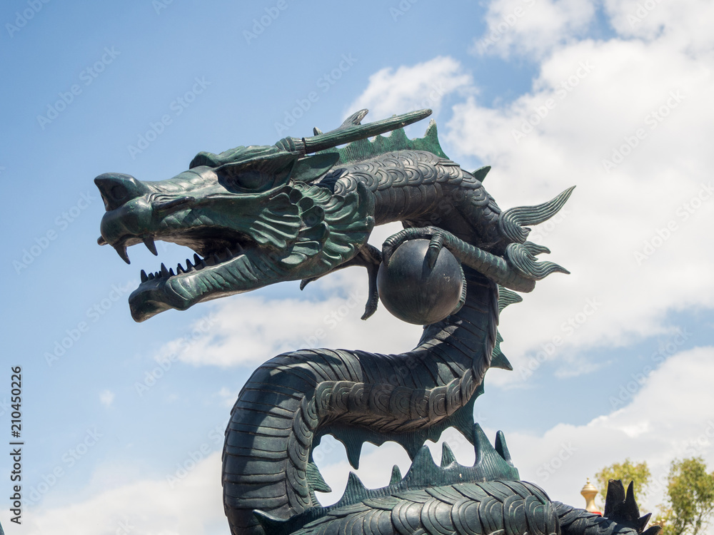 Fotografie Statue of a dragon