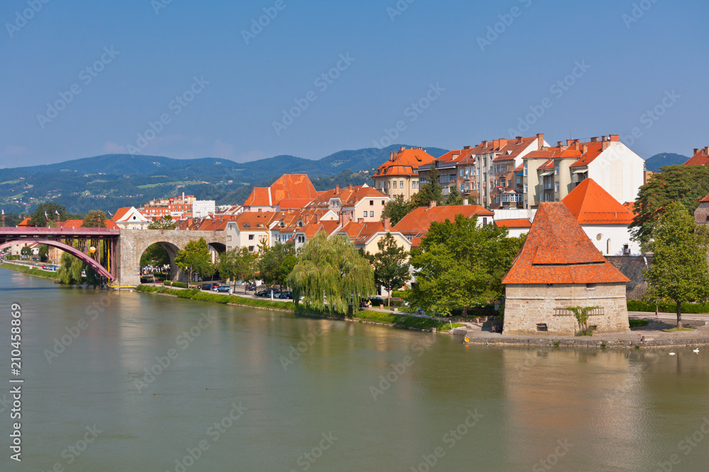 Obraz premium Maribor city embankment