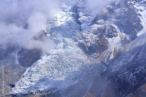 Fototapeta Naklejka Na Ścianę i Meble -  Langtang Himalayas Valley Trekking Nepal