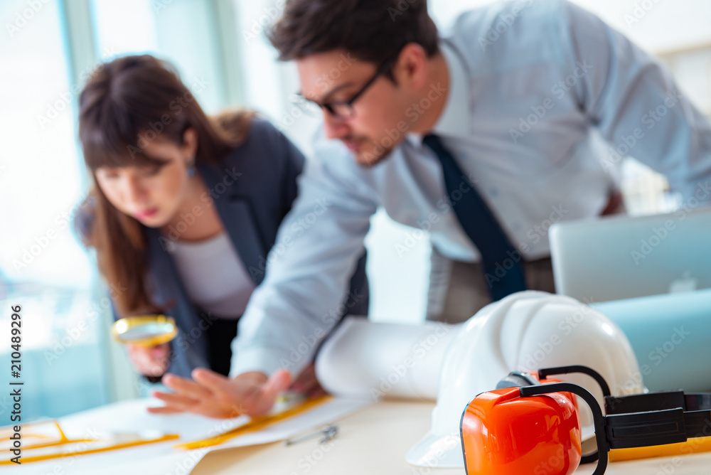 Fototapeta premium Engineers working on new project