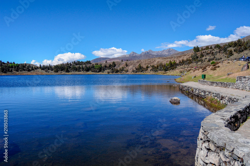 mucubaji lake 