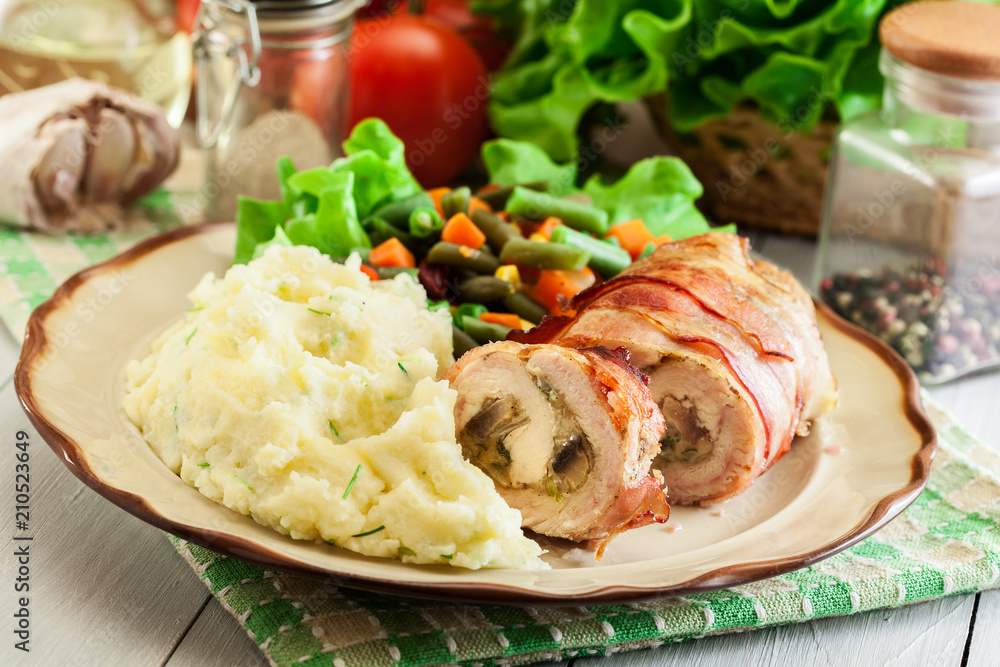 Chicken breast stuffed with champignon Chicken breast stuffed with champignon