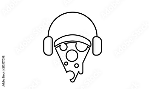 Fototapeta Pizza sobie słuchawki pojęcie. koncepcja miłości muzyka żywności. Restauracja z pizzą i muzyką. Projekt obsługi klienta żywności.