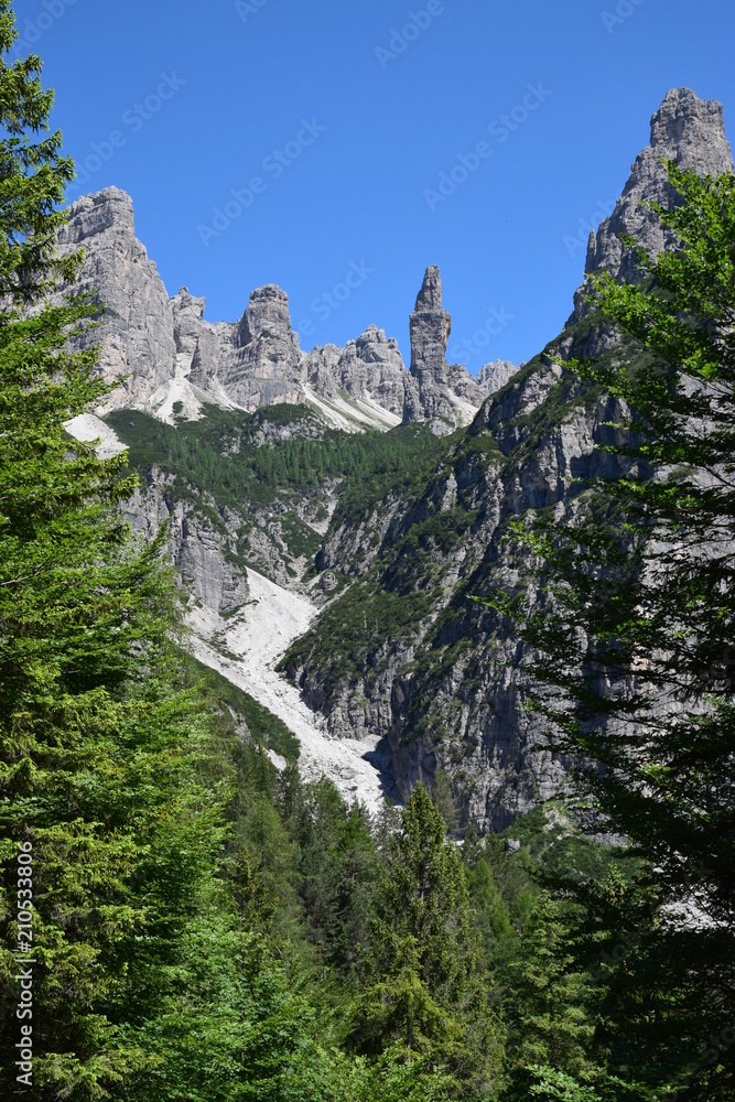 Dolomiti Friulane - Val Montanaia e il Campanile