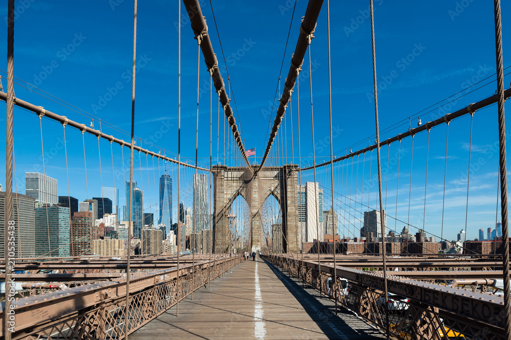 Naklejka premium Brooklyn Bridge i Manhattan Skyline, Nowy Jork