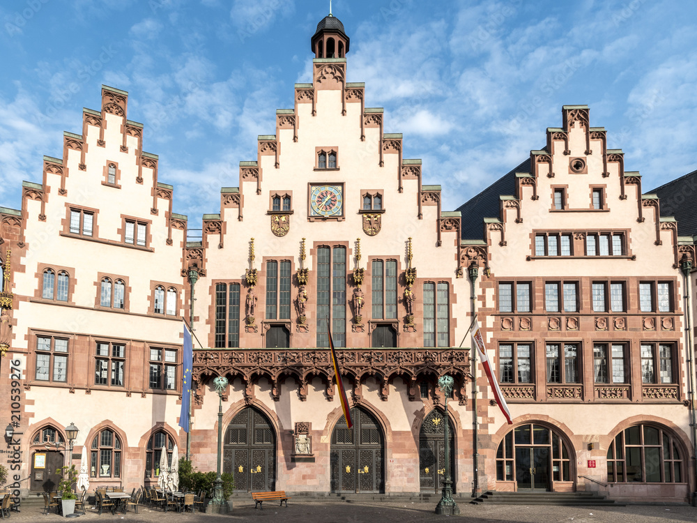 Fototapeta premium Frankfurter Römer Altstadt