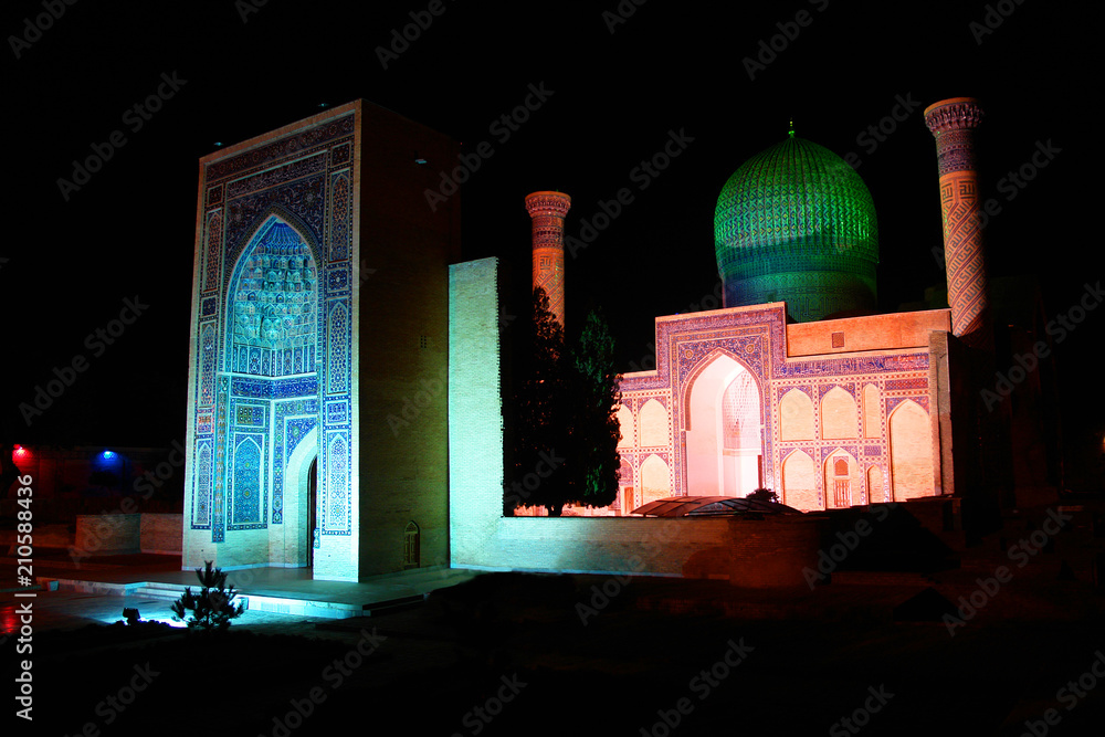 Gur-Emir mausoleum of Tamerlane (Amir Timur) and his family in Samarkand, Uzbekistan - obrazy, fototapety, plakaty 