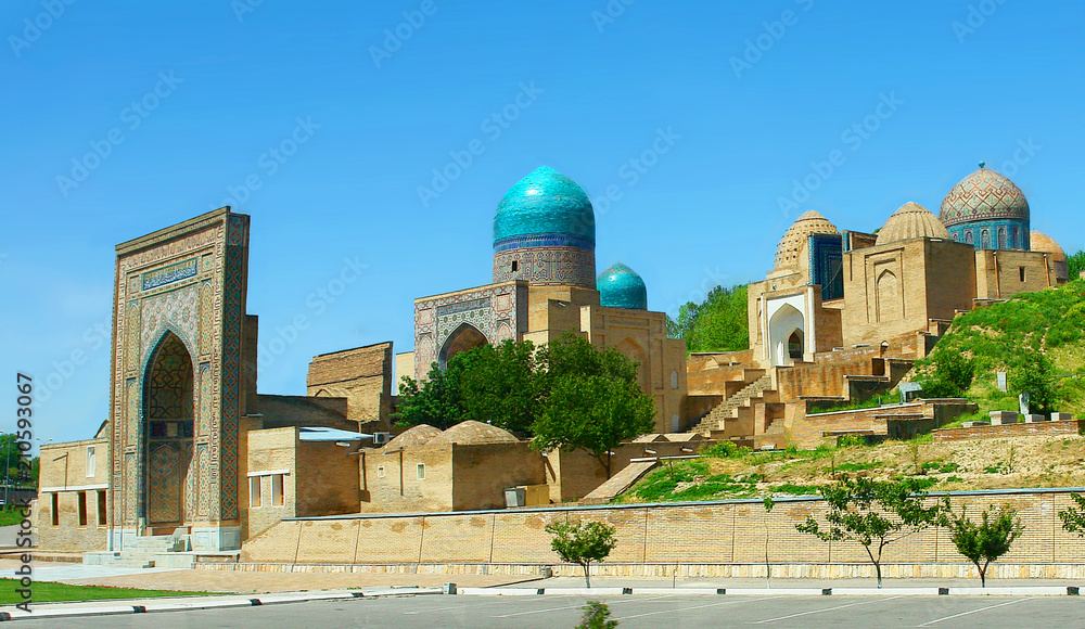 Shah-i-Zinda  necropolis in Samarkand, Uzbekistan.  - obrazy, fototapety, plakaty 