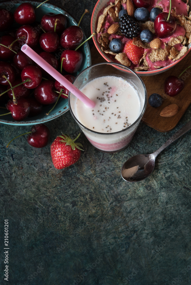 Healthy Smoothie with fresh berries Healthy Smoothie with fresh berries