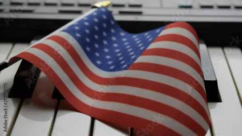 The Star-Spangled Banner המנון ארצות הברית 星条旗 国歌 Гімн ЗША 