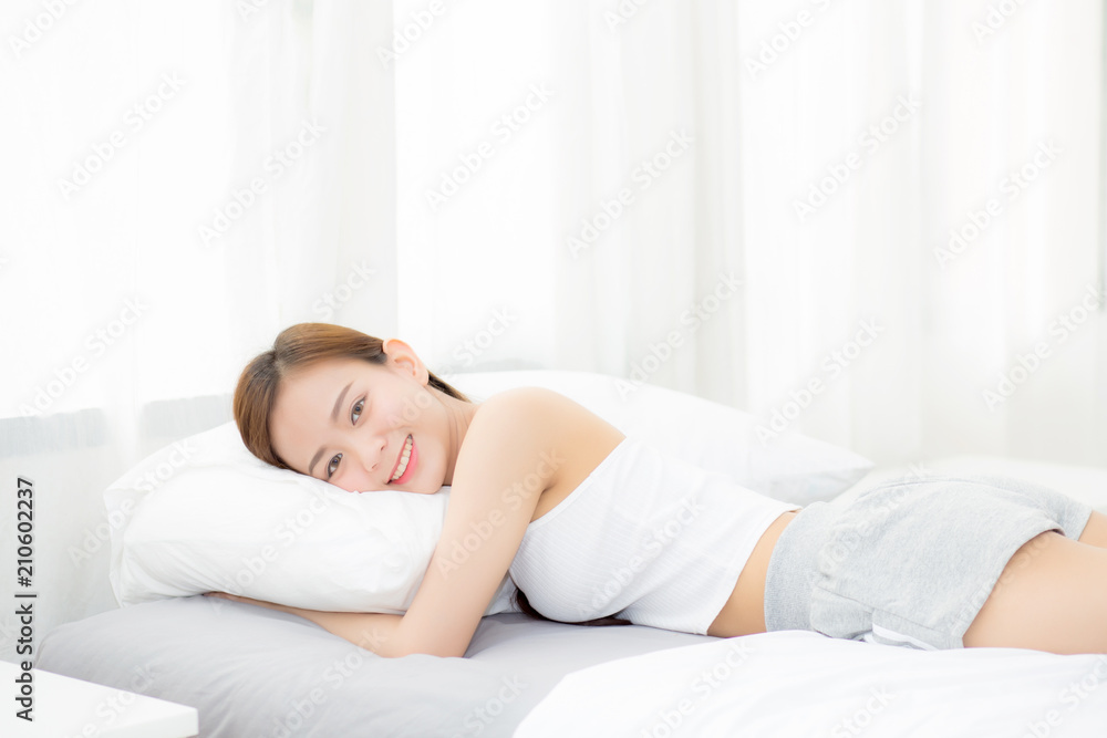 209,000+ Woman Sleeping Stock Photos, Pictures & Royalty-Free Images -  iStock