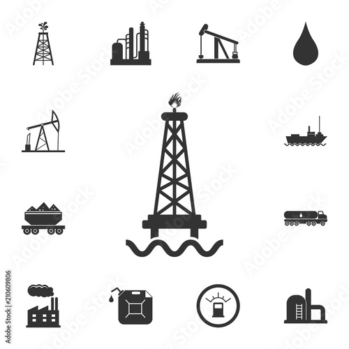 Oil derrick icon. Simple element illustration. Oil derrick symbol design from Petrol collection set. Can be used for web and mobile