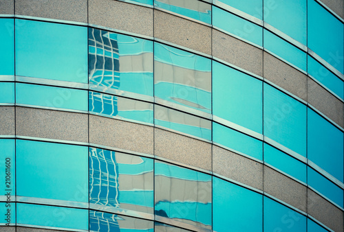 Tableau sur toile Bottom up view of Modern office building in Hong Kong