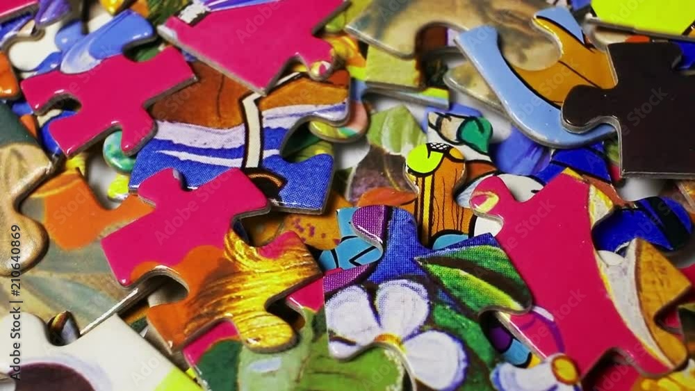 Puzzle rotating video. Puzzle rotating video.