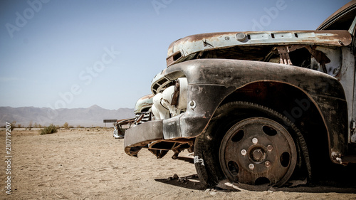 Solitáre Wreck Car