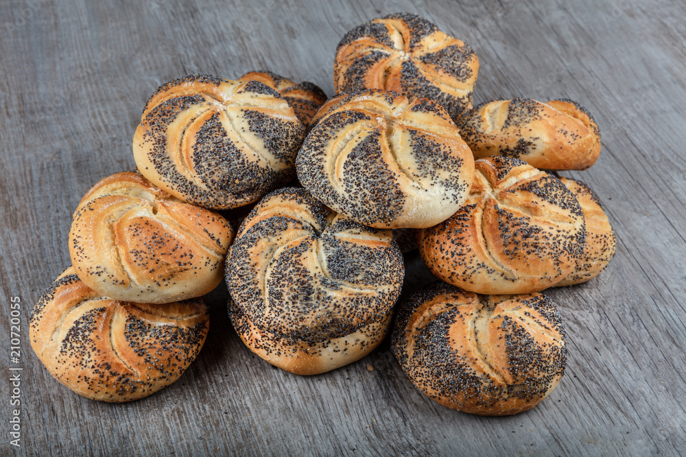 Kaiser roll with poppy seed Stock-Foto | Adobe Stock