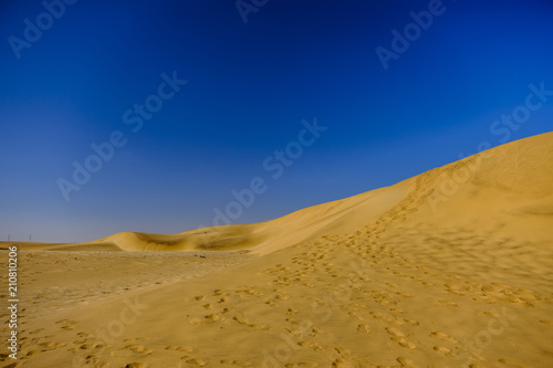 Dune 7 footprints