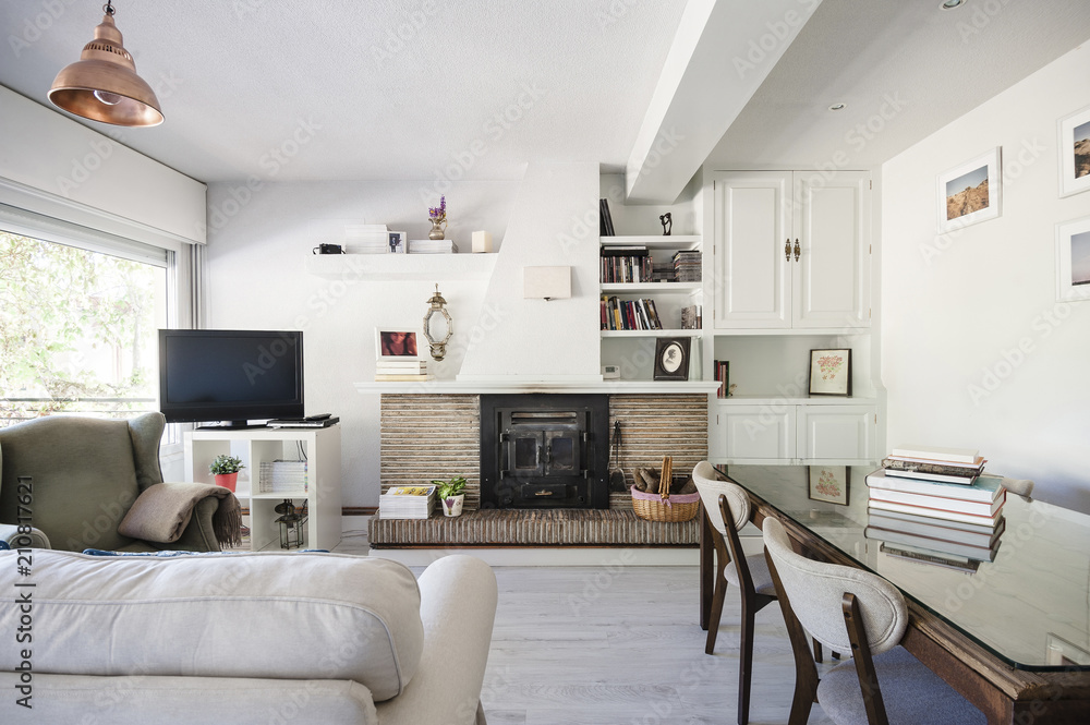 Chaise Lounge In Front Of Fireplace Design Ideas atelieryuwa.ciao.jp