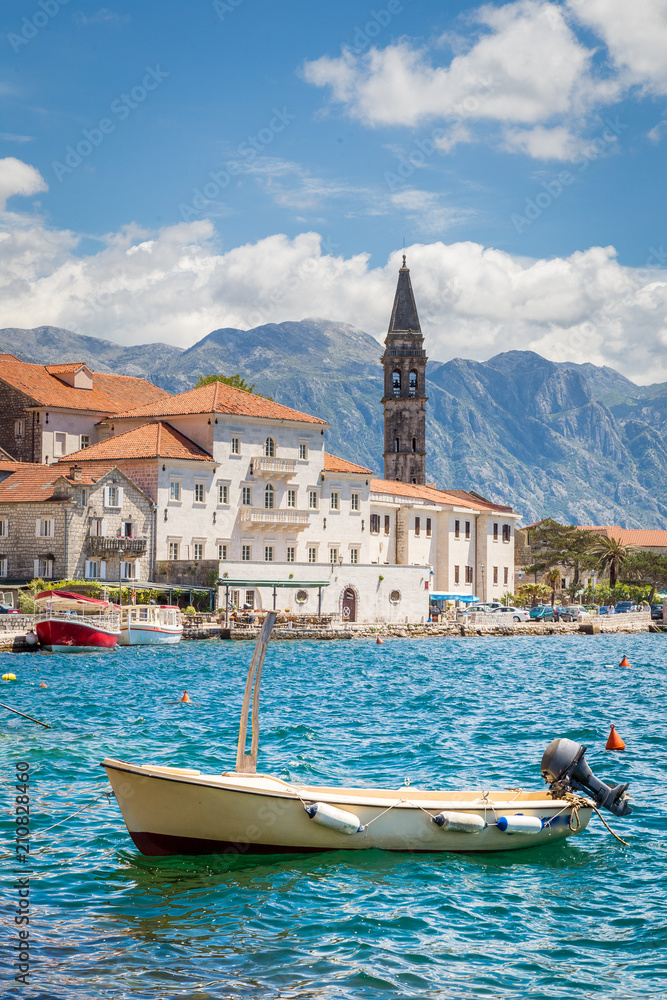 Naklejka premium Historic town of Perast at Bay of Kotor in summer, Montenegro