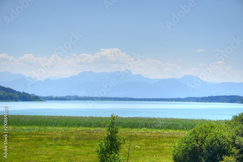 Simssee, See, Rosenheimer See, Würm, Eiszeit, Alpenvorland, Chiemgauer Alpen, Au, Schilf, Ufer, Schiff, Badesee, Strand, Badestrand, Naturschutz, Auwald photo