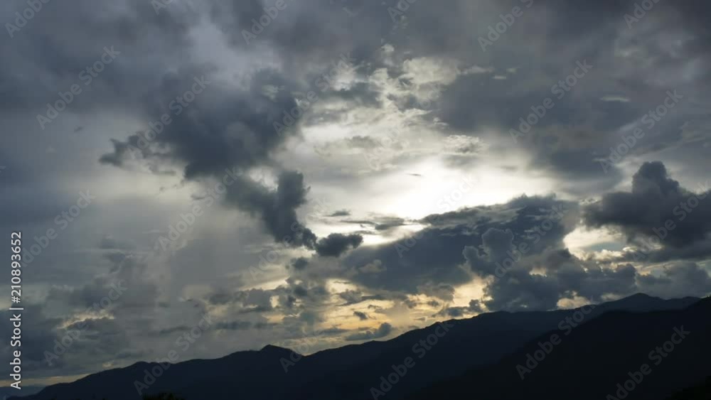 Beautiful Clouds timepase moving in the sky Beautiful Clouds timepase moving in the sky