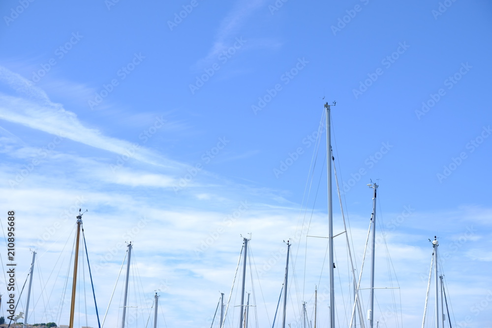 long boat masts