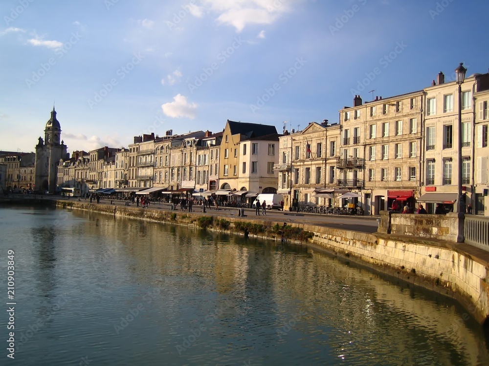 Vieux-Port de La Rochelle, quai Duperré (France)