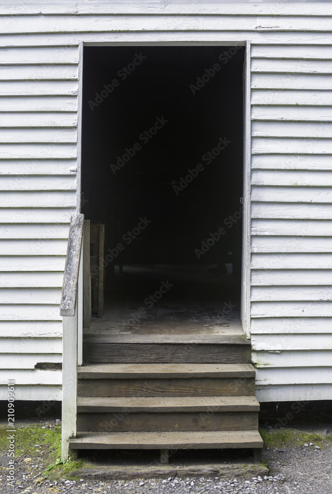 Fototapeta premium Entrance to the Cades Cove Primitive Baptish Church, Great Smoky Mountains National Park