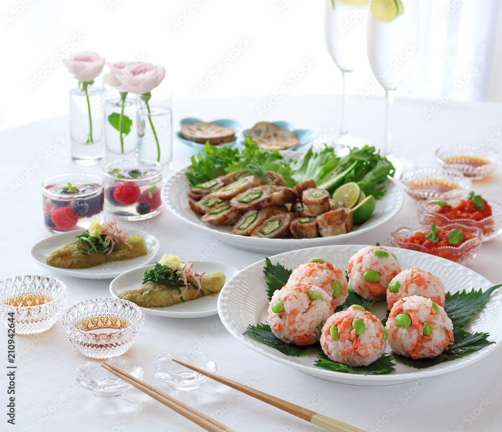 鮭と枝豆の手まり寿司 鮭と枝豆の手まり寿司