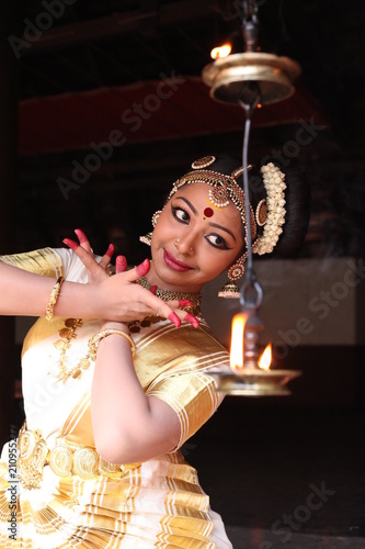 mohiniyattam literally means dance of enchantress,one of the classical dance forms of india