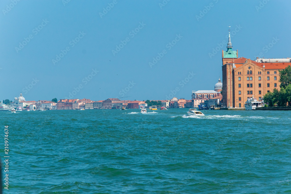 Venice navigation Venice navigation