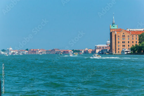 Venice navigation 