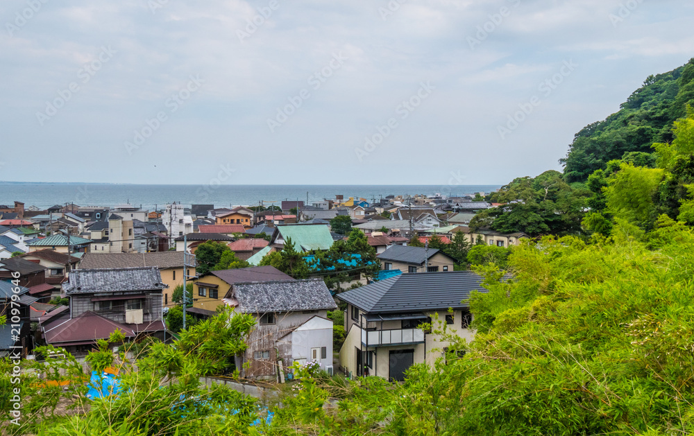 Fototapeta premium Wide angle view over the city and bay of Kamakura Japan