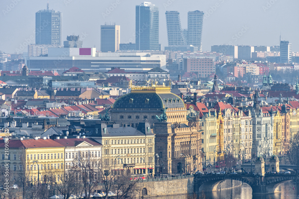 Obraz premium Old city buildings and National Theatre from above