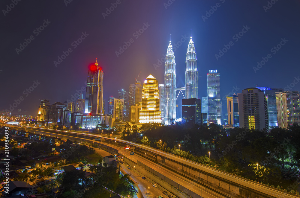 Fototapeta premium Night view of Kuala Lumpur city.
