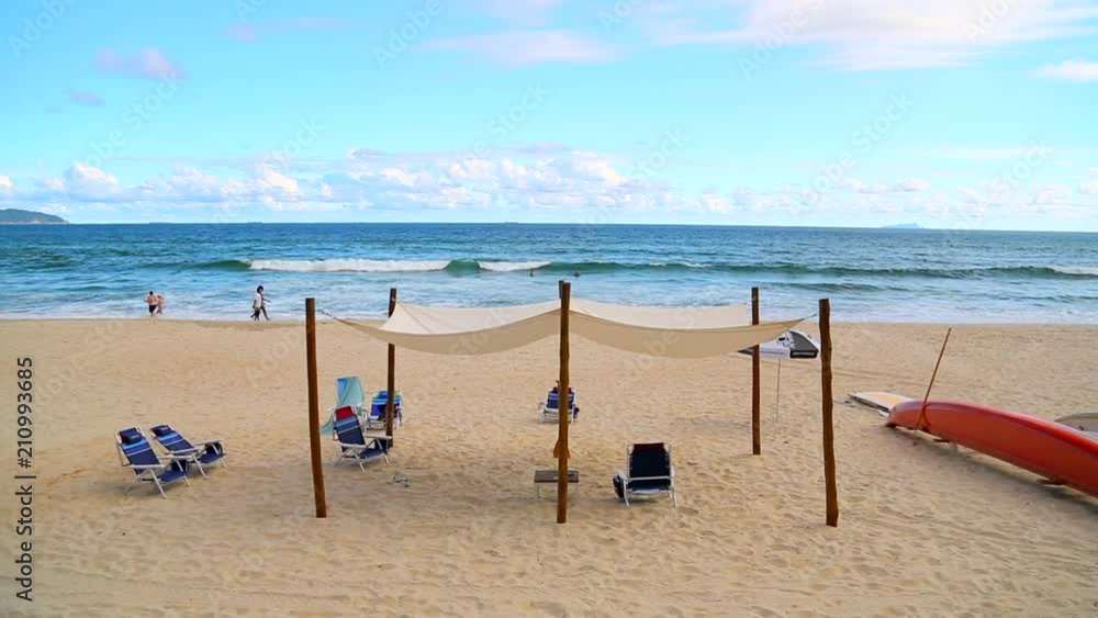 Lockdown: A Place to Relax in Maresias Beach Lockdown: A Place to Relax in Maresias Beach