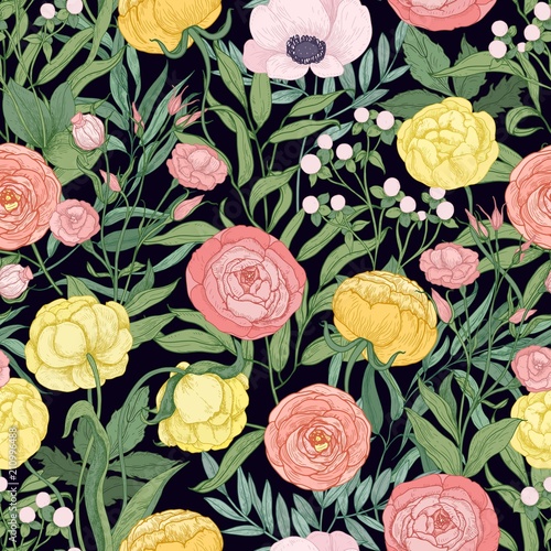 Elegant floral seamless pattern with blooming wild floristic flowers and mead...