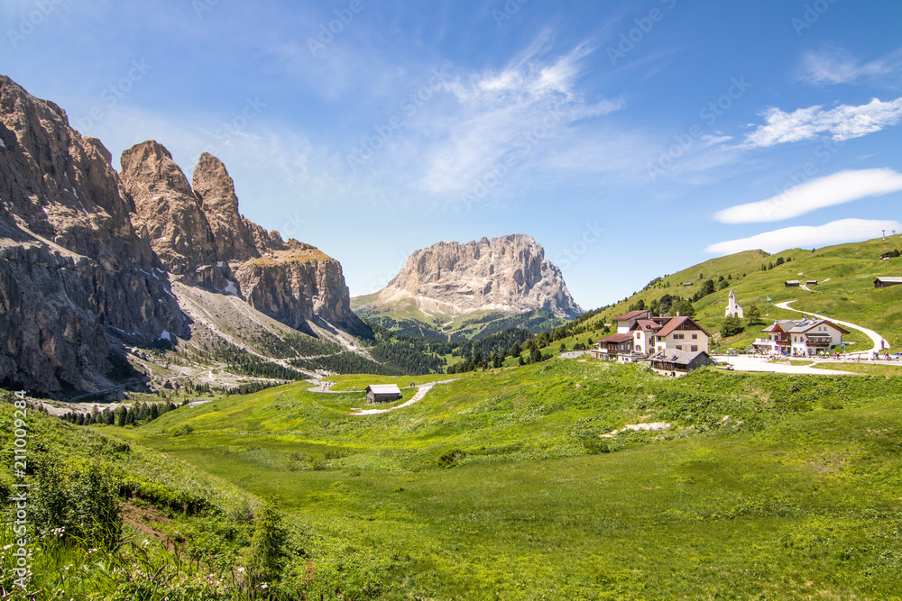 Naklejka premium Passo Gardena Groden Pass Mountains South Tyrol Dolomites Italy